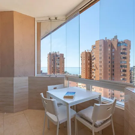 Sunny One Bedroom Appartamento